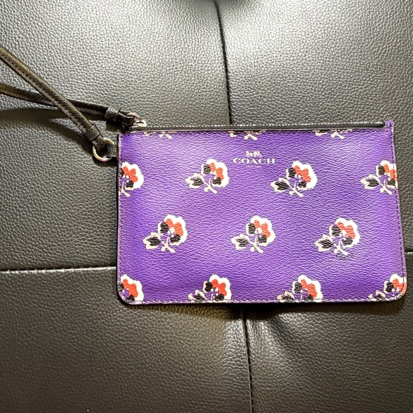 Coach purple flower wristlet purse - Picture 1 of 1